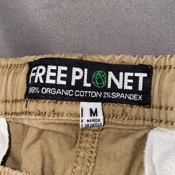 Free Planet tan shorts - Picture 2 of 4